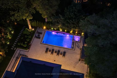 Photo 34 at 23 Lauderdale Drive, Windfields, Toronto