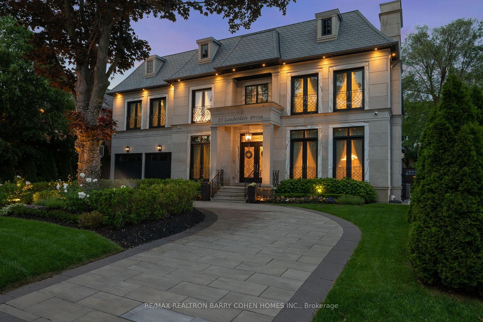 23 Lauderdale Drive, Windfields, Toronto 