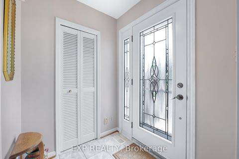 Photo 3 at 17 Marlena Drive, West Hill, Toronto