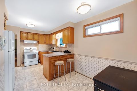 Photo 9 at 17 Marlena Drive, West Hill, Toronto