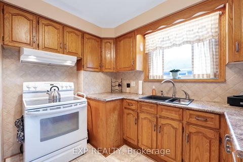 Photo 10 at 17 Marlena Drive, West Hill, Toronto