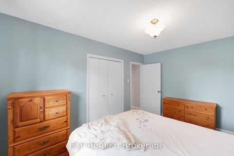 Photo 15 at 17 Marlena Drive, West Hill, Toronto