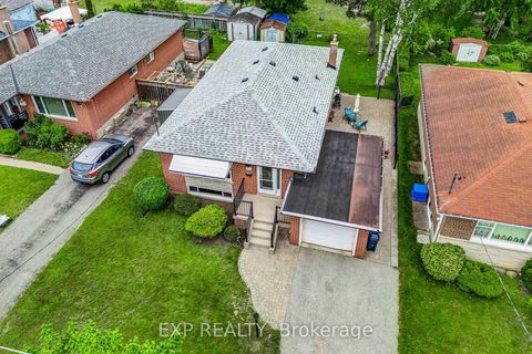 Photo 42 at 17 Marlena Drive, West Hill, Toronto