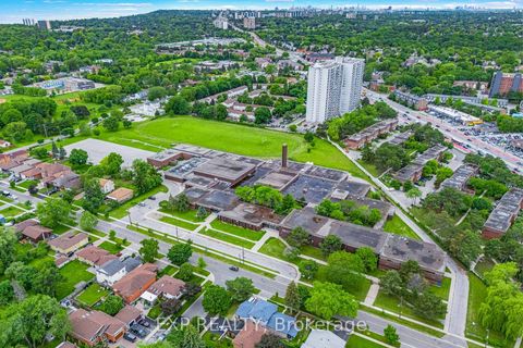 Photo 43 at 17 Marlena Drive, West Hill, Toronto