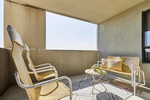 Photo 6 at E8 - 296 Mill Road, Markland Wood, Toronto