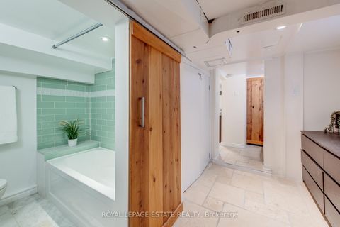 Photo 33 at 138 Woodmount Avenue, East York, Toronto