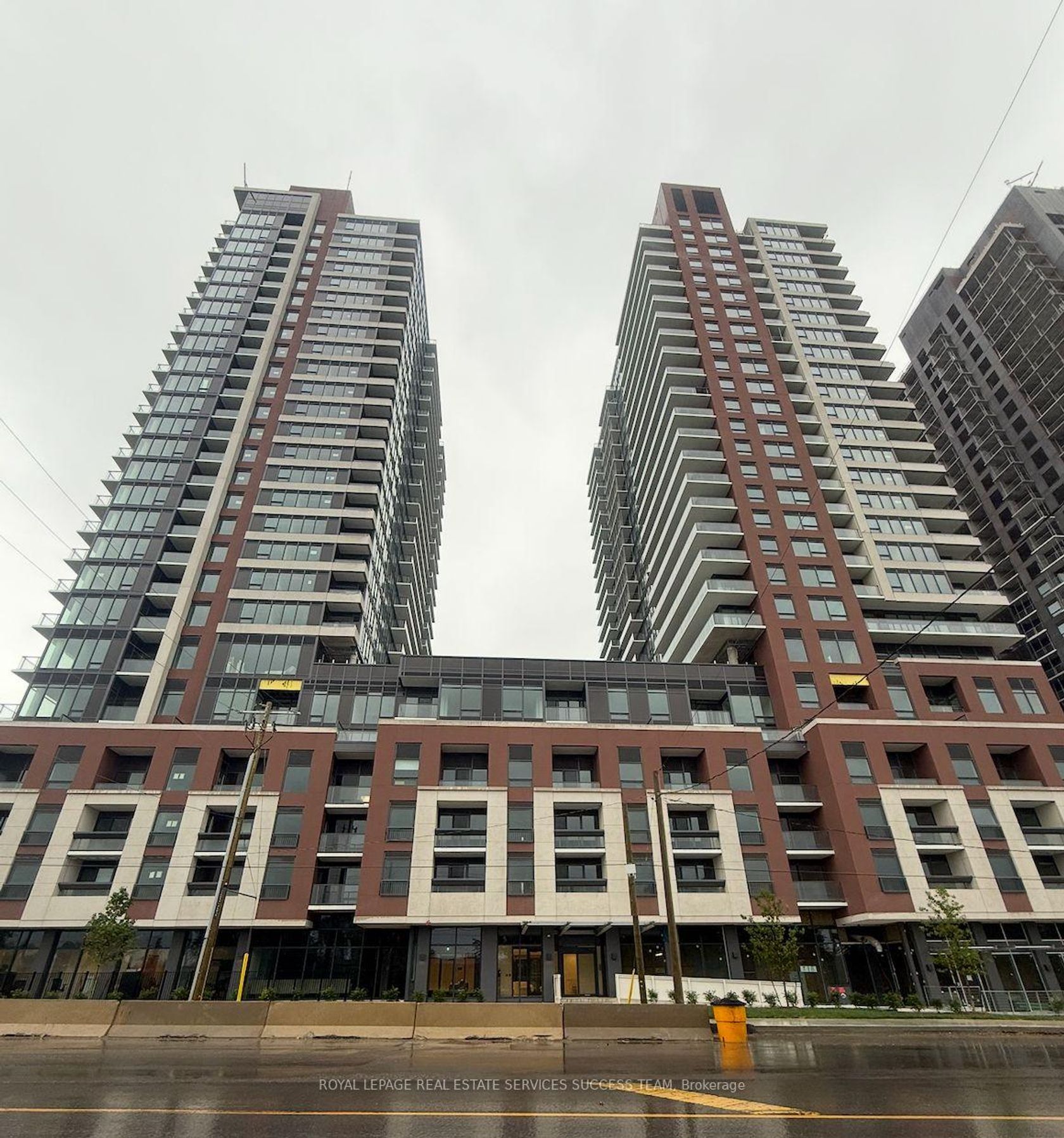 500 - 4000 eglinton Avenue W, Humber Heights, Toronto 
