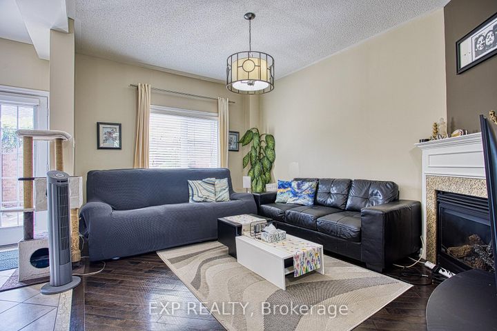Photo 8 at 206 Springstead Avenue, Winona Park, Hamilton