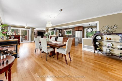 Photo 19 at 250 Kingscross Drive, King City, King