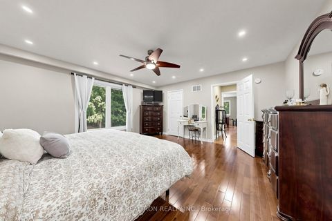 Photo 34 at 250 Kingscross Drive, King City, King