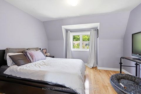 Photo 21 at 4 - 99 Goodwood Park Court, East York, Toronto