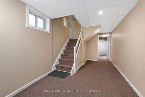 Photo 12 at 256 Ferris Road, Parkview, Toronto