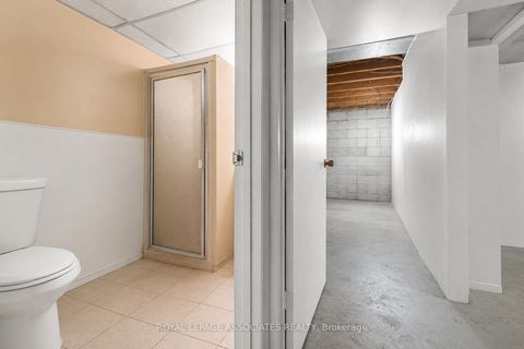 Photo 15 at 256 Ferris Road, Parkview, Toronto