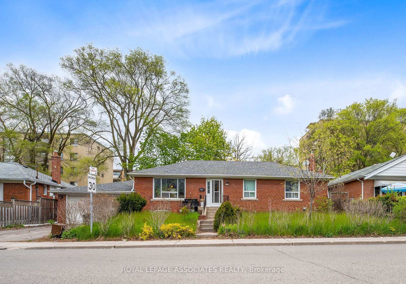256 Ferris Road, Parkview, Toronto 
