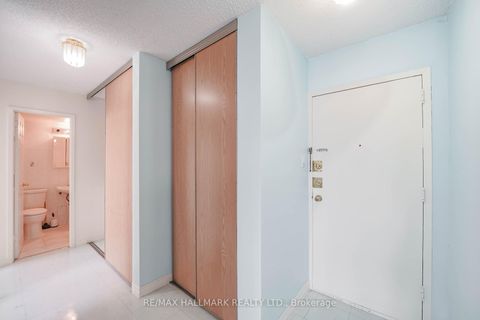 Photo 3 at 411 - 50 Lotherton Pathway, Glen Park, Toronto