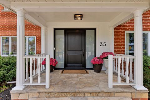 Photo 2 at 35 Bywood Drive, Rosethorn, Toronto