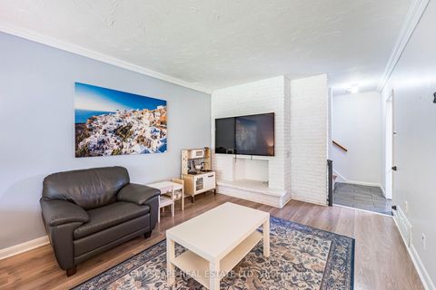 Photo 9 at 138 Overture Road, West Hill, Toronto