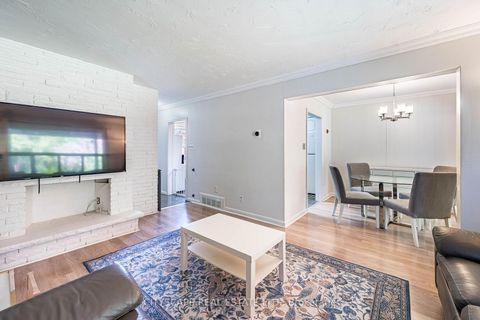 Photo 10 at 138 Overture Road, West Hill, Toronto