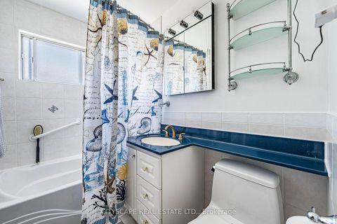 Photo 18 at 138 Overture Road, West Hill, Toronto