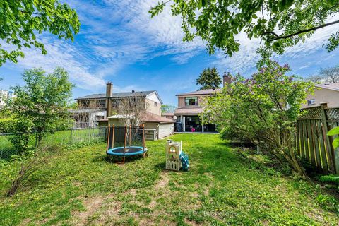 Photo 35 at 138 Overture Road, West Hill, Toronto