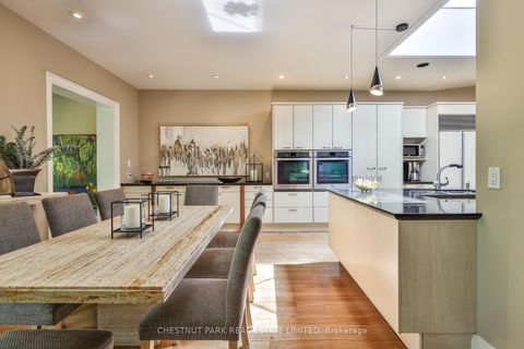 Photo 11 at 41 Hurlingham Crescent, Don Mills, Toronto