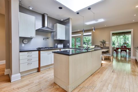 Photo 14 at 41 Hurlingham Crescent, Don Mills, Toronto