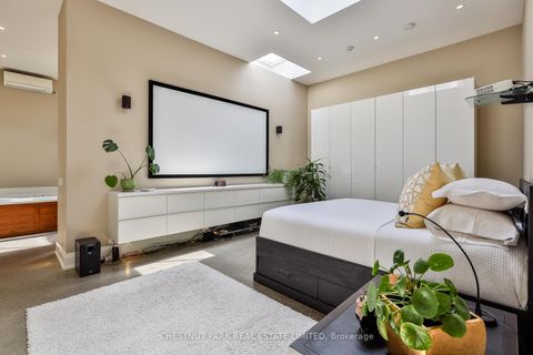 Photo 18 at 41 Hurlingham Crescent, Don Mills, Toronto