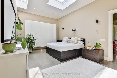 Photo 19 at 41 Hurlingham Crescent, Don Mills, Toronto