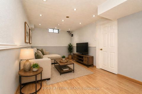 Photo 26 at 6 Snapdragon Drive, Pleasant View, Toronto