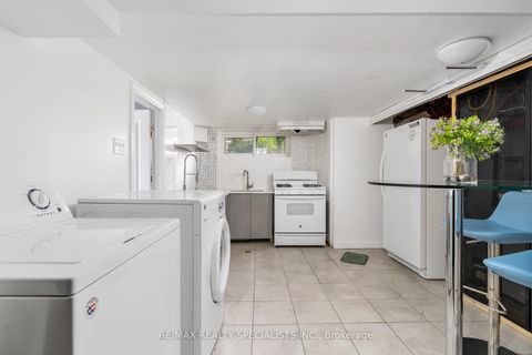 Photo 36 at 290 Westmount Avenue, Oakwood Village, Toronto