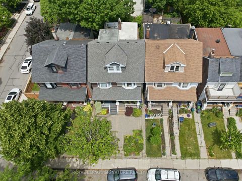 Photo 29 at 8 Baltic Avenue, Danforth, Toronto