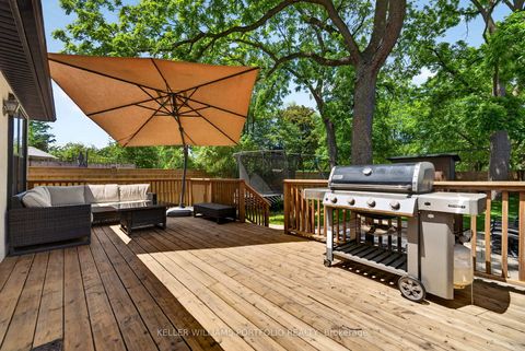 Photo 34 at 12 Glenaden Avenue E, Queensway, Toronto