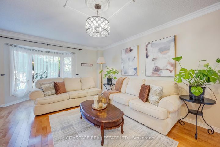 Photo 7 at 301 Kingsbridge Garden, Hurontario, Mississauga