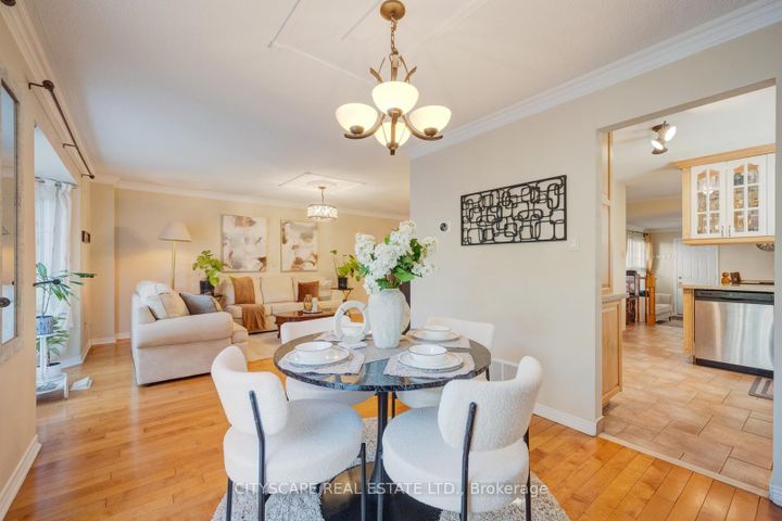 Photo 10 at 301 Kingsbridge Garden, Hurontario, Mississauga