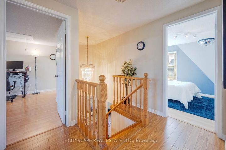 Photo 23 at 301 Kingsbridge Garden, Hurontario, Mississauga