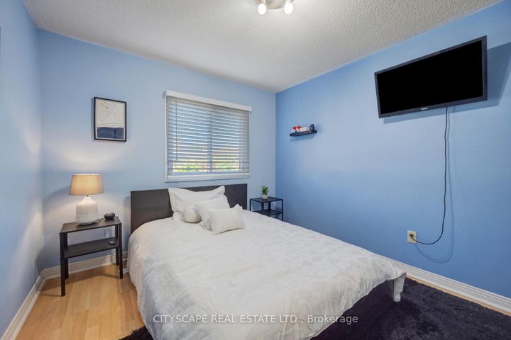 Photo 30 at 301 Kingsbridge Garden, Hurontario, Mississauga