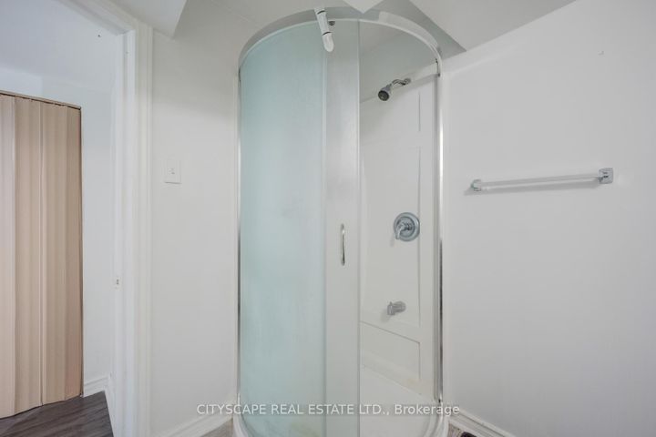 Photo 44 at 301 Kingsbridge Garden, Hurontario, Mississauga