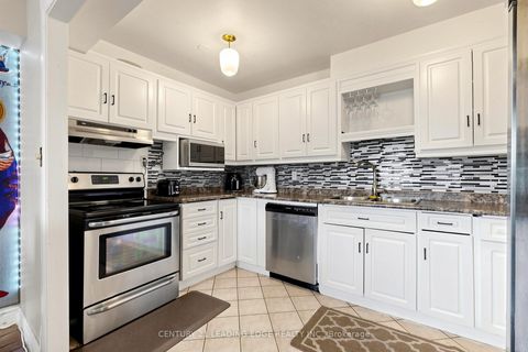 Photo 20 at 304 - 5 Vicora Linkway, Flemingdon Park, Toronto