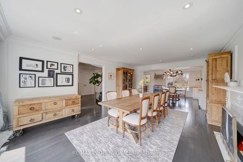 Photo 5 at 52 Courtsfield Crescent, Humber Valley, Toronto