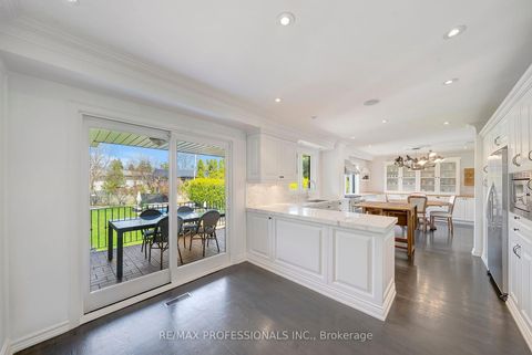 Photo 15 at 52 Courtsfield Crescent, Humber Valley, Toronto