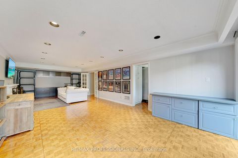 Photo 34 at 52 Courtsfield Crescent, Humber Valley, Toronto
