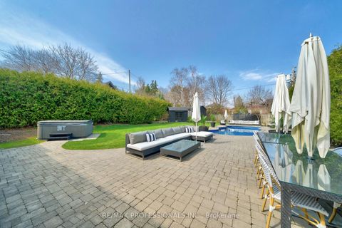Photo 39 at 52 Courtsfield Crescent, Humber Valley, Toronto