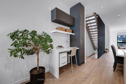 Photo 12 at 39 Coleridge Avenue, Lumsden, Toronto