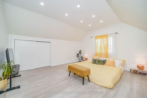 Photo 31 at 174 Aylesworth Avenue, Cliffside, Toronto