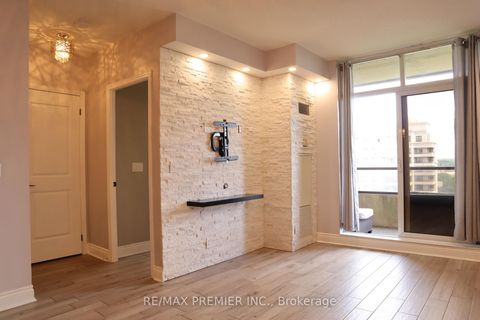 Photo 10 at 1506 - 9225 Jane Street, Maple, Vaughan