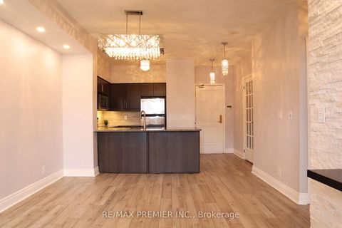 Photo 12 at 1506 - 9225 Jane Street, Maple, Vaughan