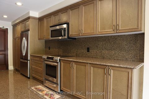 Photo 33 at 1506 - 9225 Jane Street, Maple, Vaughan