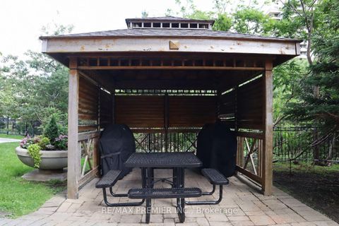 Photo 40 at 1506 - 9225 Jane Street, Maple, Vaughan