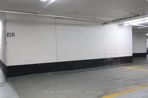Photo 45 at 1506 - 9225 Jane Street, Maple, Vaughan