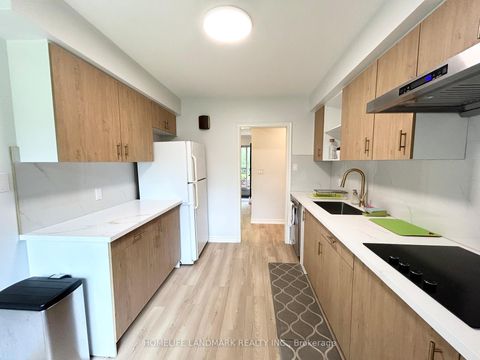 Photo 22 at 9 Terrington Court, Don Mills, Toronto